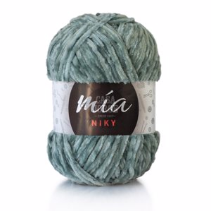 LANAS CHENILLE GRUESA NIKY PRESENTACION OVILLO DE 100 GRAMOS POR KILO